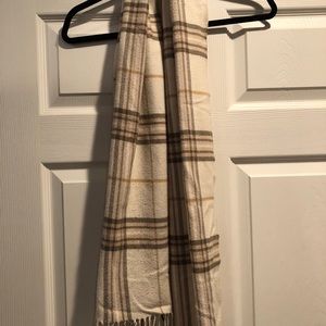 Lord & Taylor Scarf with Fringe Detail